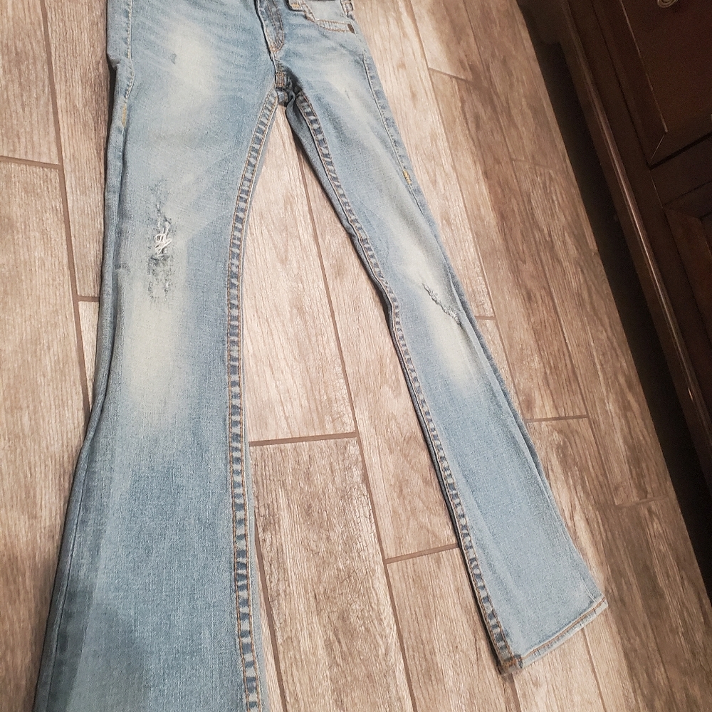 True Religion - Picture 6 of 9
